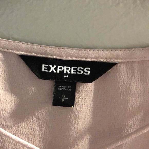 Silky pink top - Picture 3 of 3